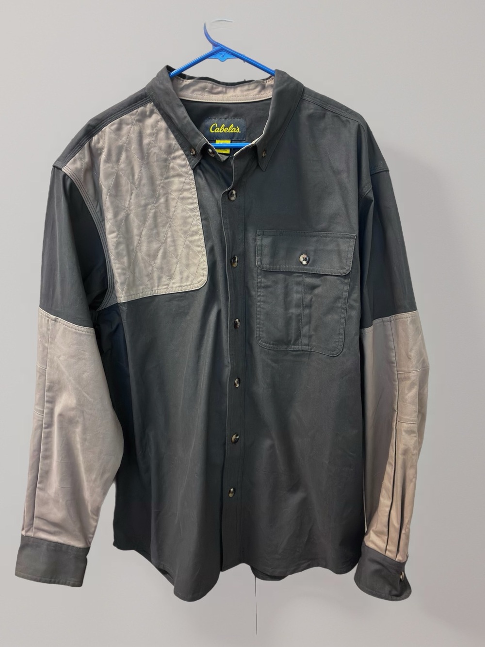 Cabela's Two-Tone Black and Gray Casual Button-Down Shirt